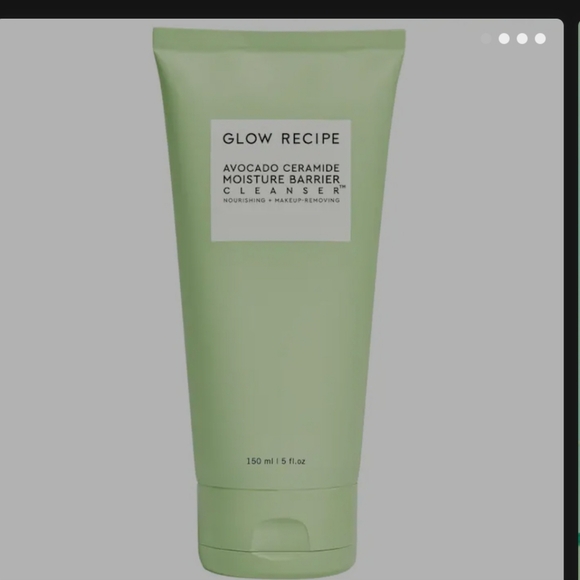 Glow Recipe Avocado Ceramide Cleanser 5.07 oz/150 ml - Picture 2 of 7
